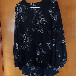 EUC Torrid Harper blouse